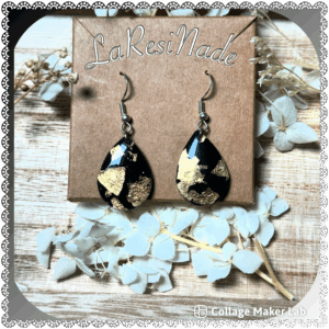 Éclats Noirs & Feuilles d’Or